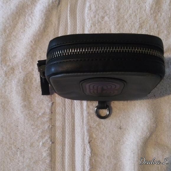 Coach Pouch - Picture 5 of 10